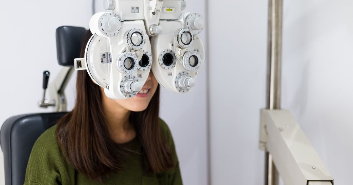 5 SINAIS QUE PRECISA DE VISITAR UM PROFISSIONAL DE SAÚDE OCULAR