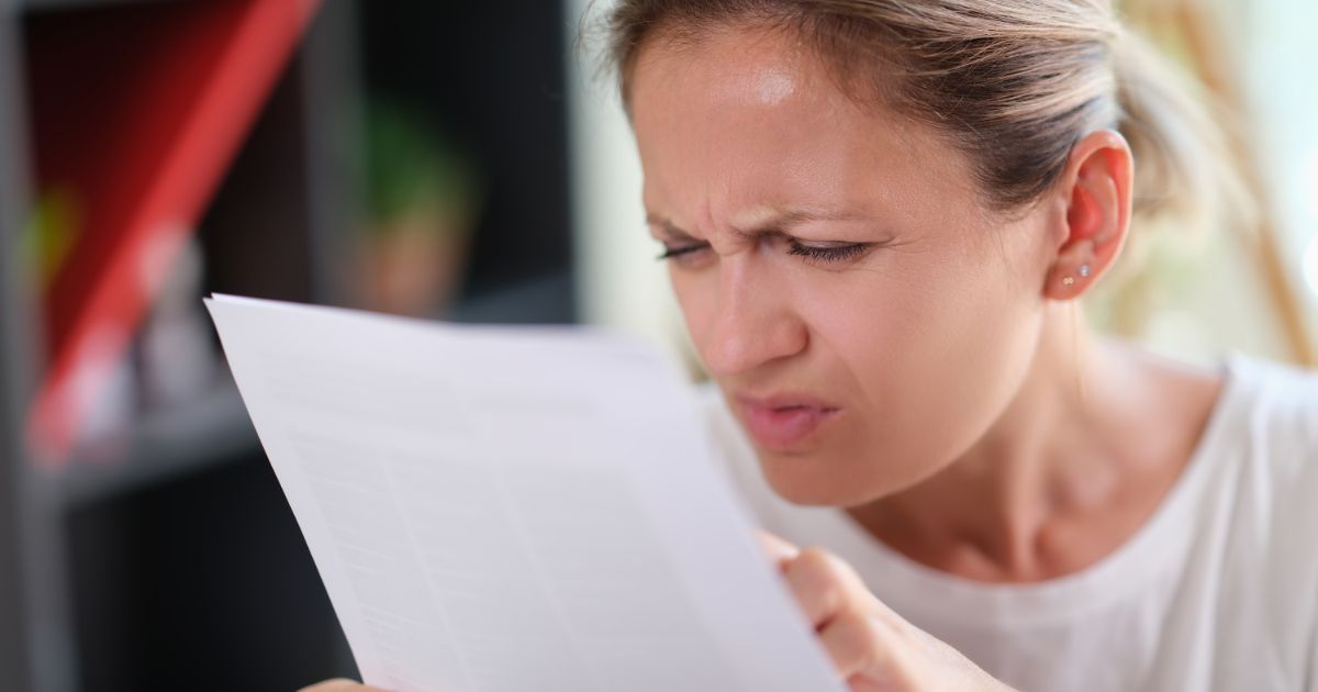 como saber se preciso usar óculos ou lentes de contato?